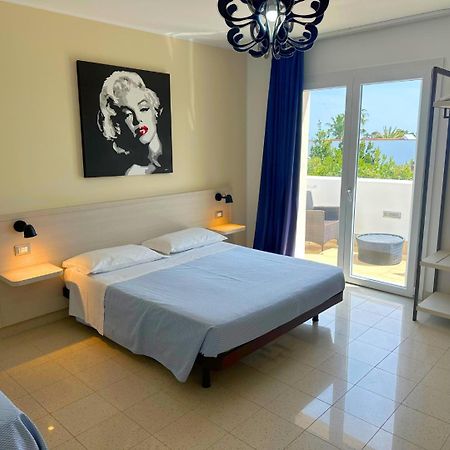 Donnosanto Residence Torre Santa Sabina Ngoại thất bức ảnh