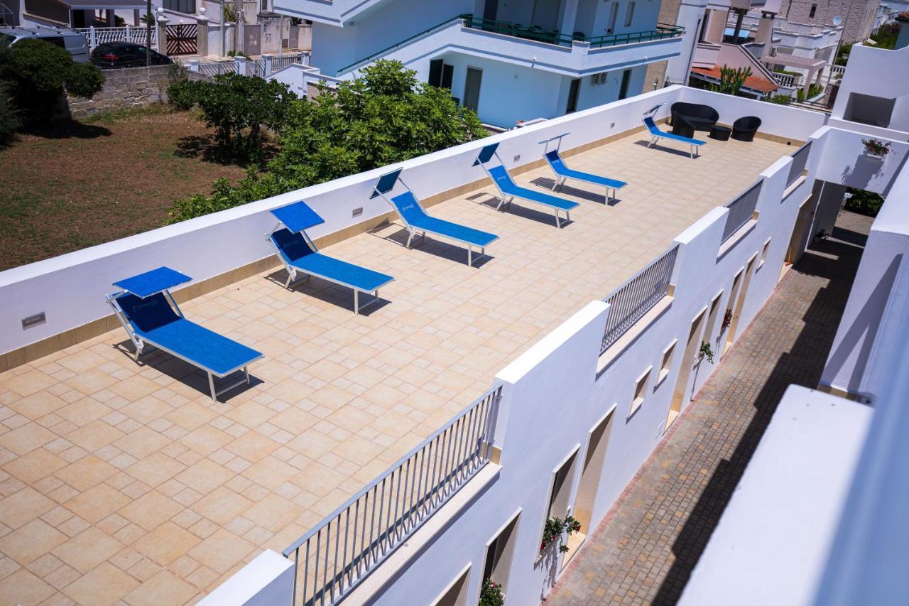 Donnosanto Residence Torre Santa Sabina Ngoại thất bức ảnh