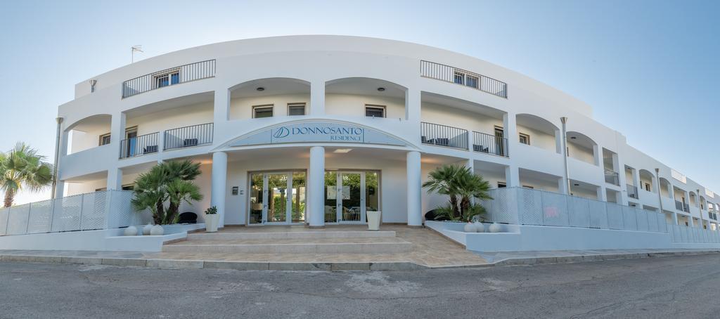Donnosanto Residence Torre Santa Sabina Ngoại thất bức ảnh