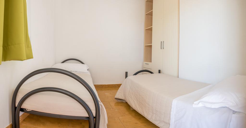 Donnosanto Residence Torre Santa Sabina Ngoại thất bức ảnh